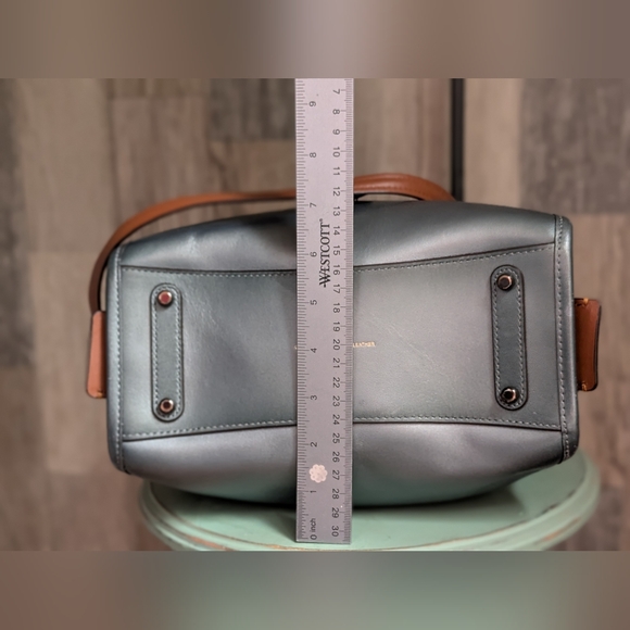 Coach×Keith Haring 25 Rogue sequined Heart Handbag - Picture 12 of 16